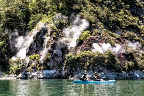 Kayaking Lake Rotorua