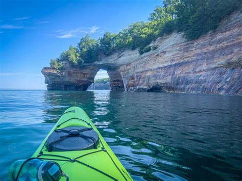 Kayaking Tips for Pictured Rocks, Michigan