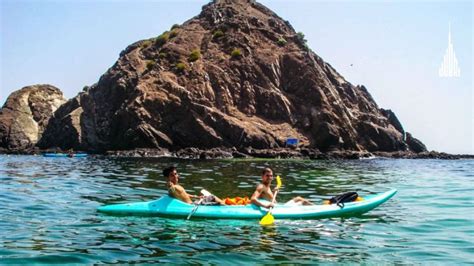 Kayaking Snoopy Island