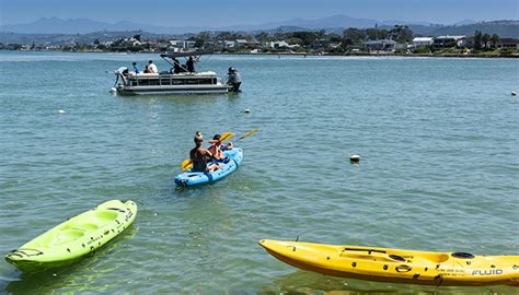 Kayaking on Knysna Lagoon