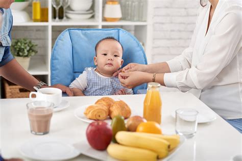 Kegunaan Makanan Ringan Bayi 1 Tahun