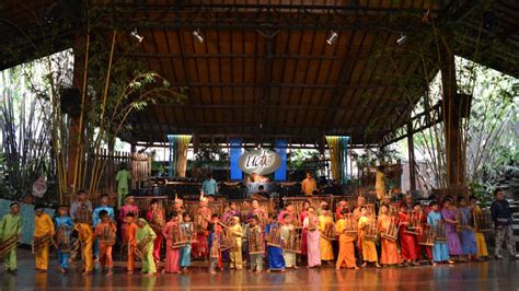 Keindahan Saung Angklung Udjo: Pusat Seni Budaya di Bandung, Jawa Barat