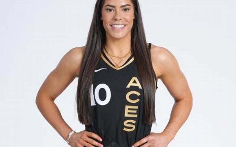 Kelsey Plum Rumored To Be A Lesbian