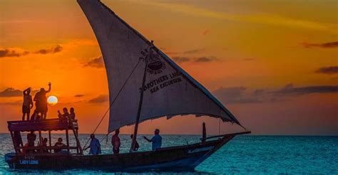 Kendwa Sunset Spectacle