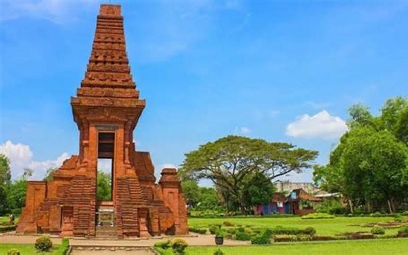 Kerajaan Tertua Di Indonesia: Jejak Sejarah Yang Mengagumkan