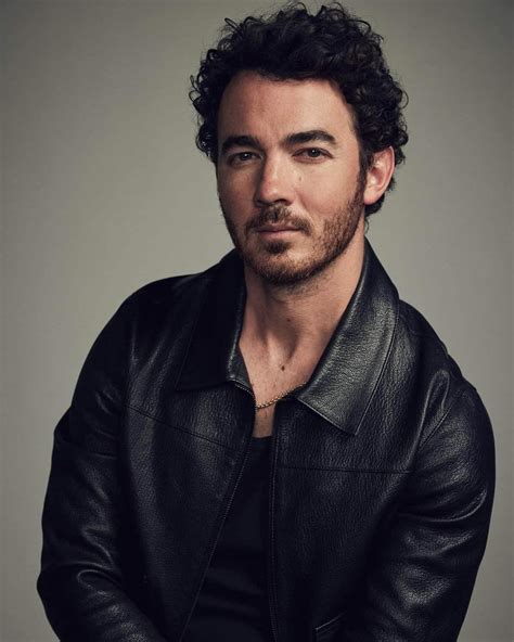 Kevin Jonas Stable Path