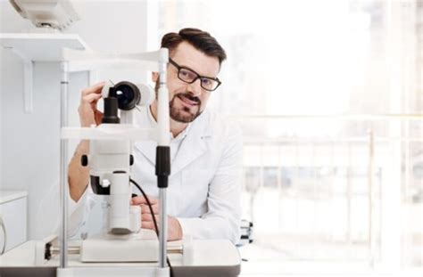 Key Factors to Consider When Selecting Eye Doctors Anchorage