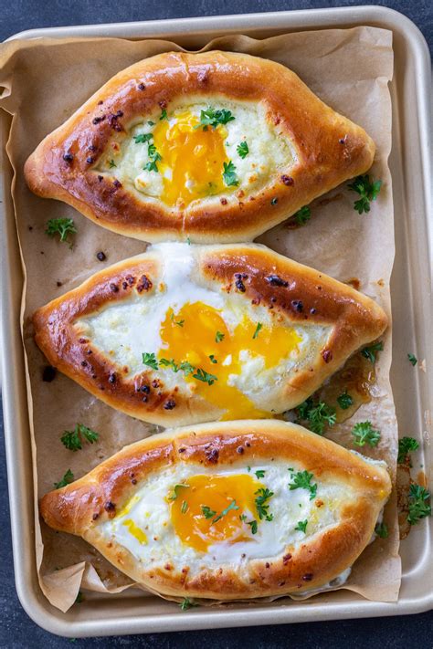 Khachapuri