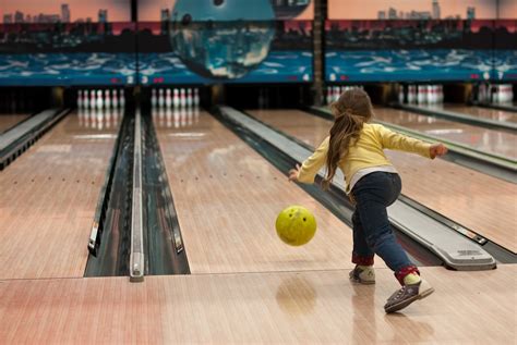 CHEK Upside Langford Lanes bowling league gives youth chance to
