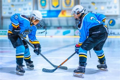 Ice Hockey Lessons for Beginners of Any Age Trial Lesson Available