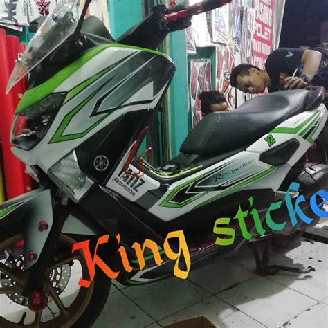 King Sticker Bandung
