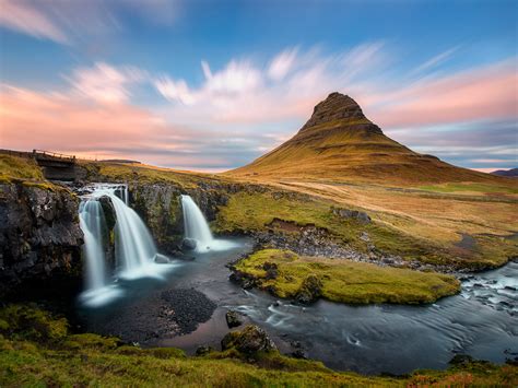 Kirkjufell mountain