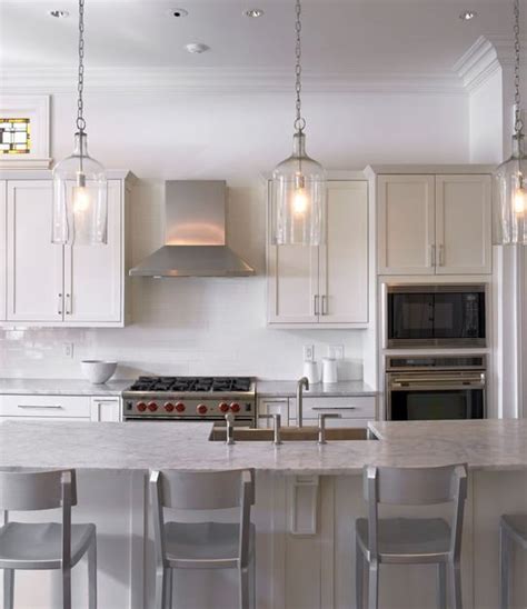 How Big Should Light Over Kitchen Island Be / How To Choose The Best