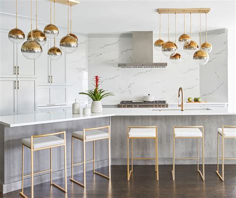 Kitchen Backsplash With Large Tiles
