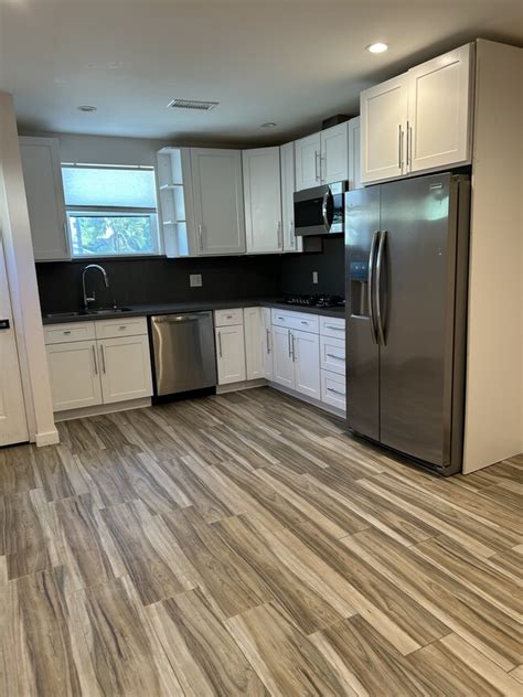 Revamp Your Kitchen with the Best Kitchen Cabinets on Sherman Way Street!