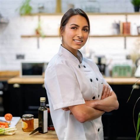 Find Quality Kitchen Hand Jobs near You - Easy Application Process!