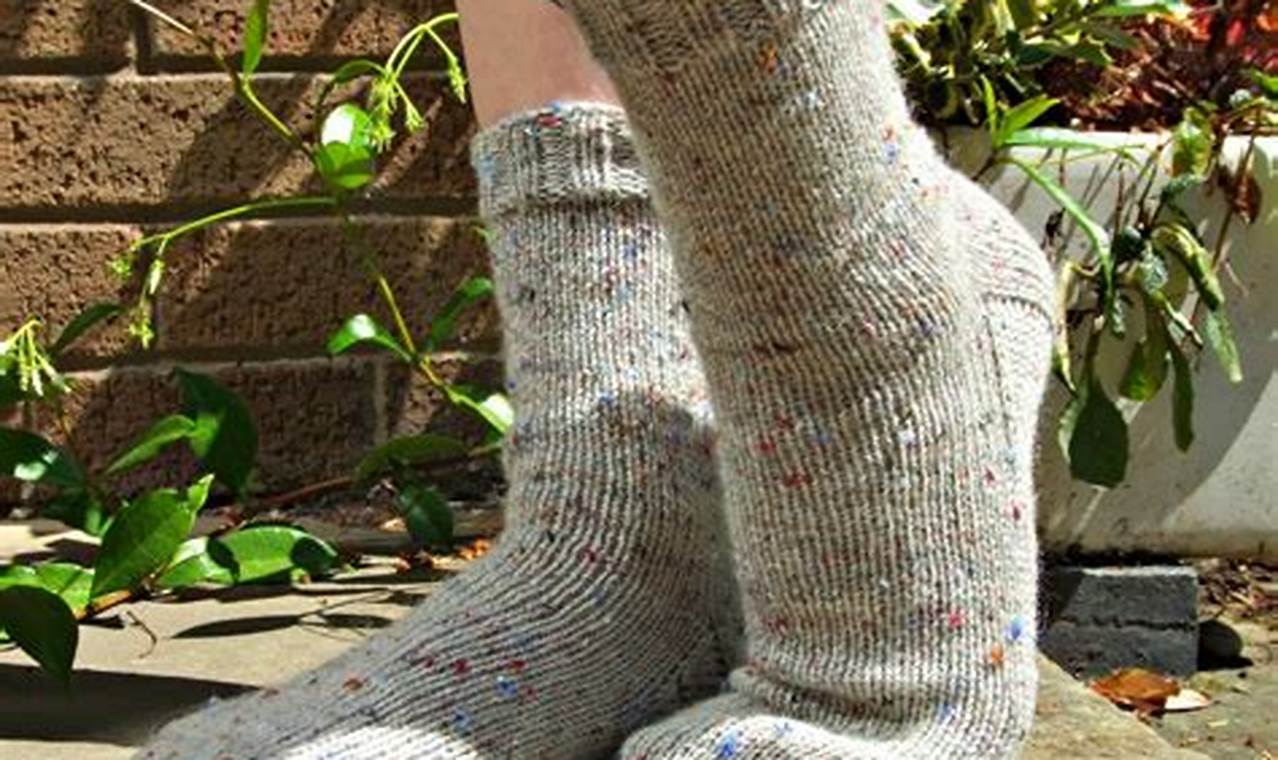 Knitting Socks with 6-Ply Wool