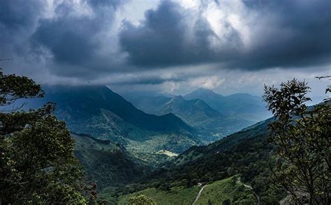 Knuckles Mountain Scenery