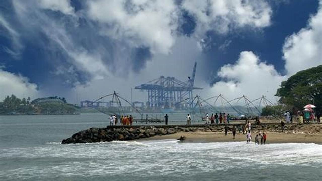 Kochi Harbour, Tourist Destination