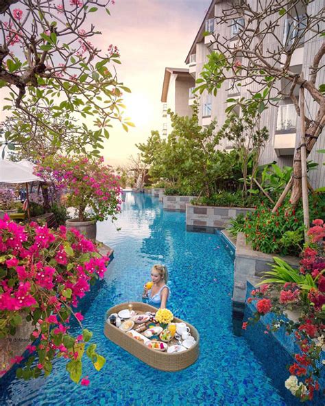 Kolam renang Hotel Nuansa Bali