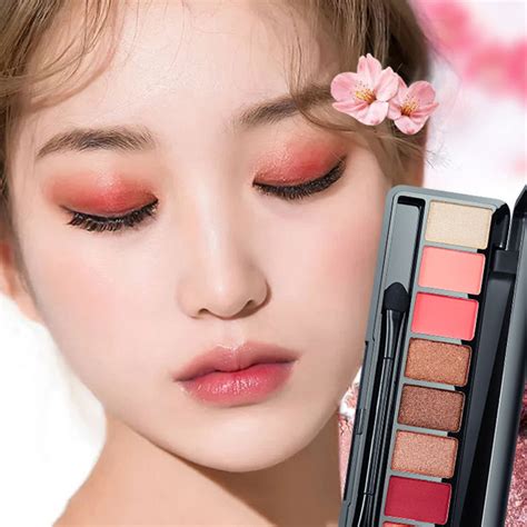 Korean eyeshadow trend