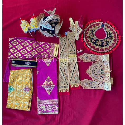 Kostum Tari Condong Tradisional