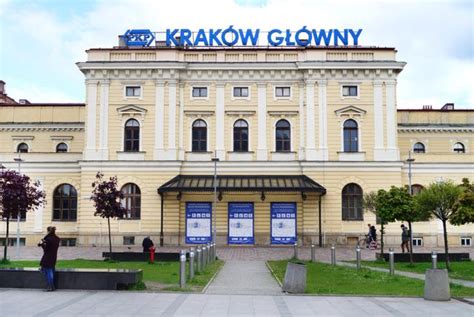 Krakow train station