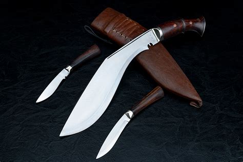 Kukri Knife Balance