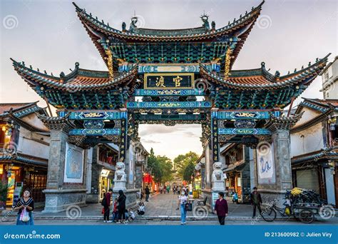Kunming old town gate