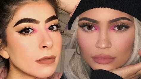 Kylie Jenner Inner Corner Pink