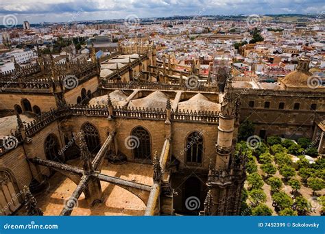 La Giralda View