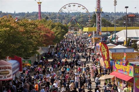 Get Out of Seattle For These 15 Labor Day Weekend 2017 Festivals