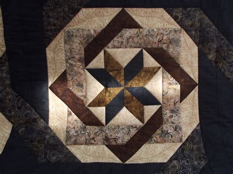 Labyrinth Quilt Pattern Free