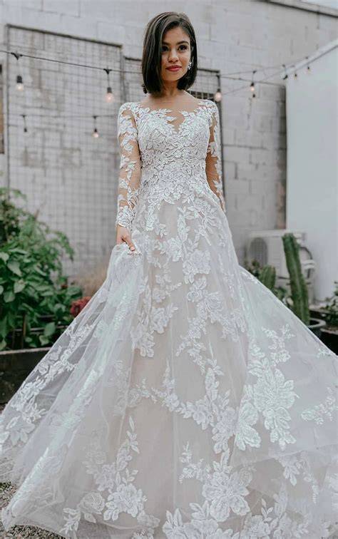 Lace A-Line Gowns