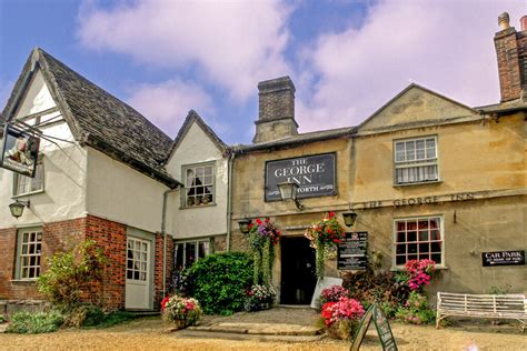 Lacock Pub