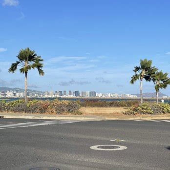 Explore the convenience of Lagoon Drive Parking Lot today!