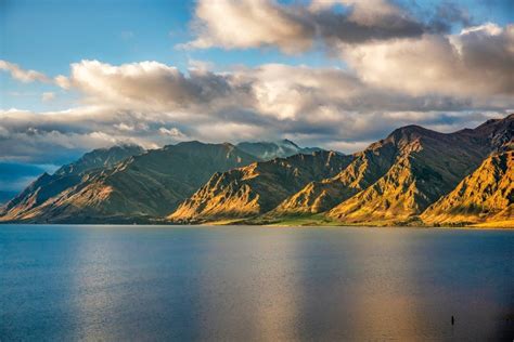 Lake Hawea Viewpoints