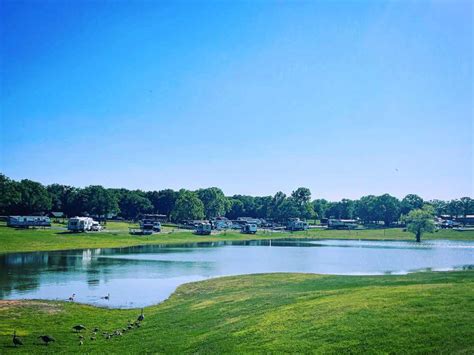 Unwind in Nature's Oasis: Experience the Ultimate Lake Ray Roberts Camping Adventure