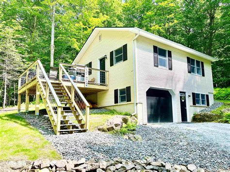 Experience the Ultimate Bliss of Lakefront Living with Morgan Vt's Finest Property Management Services!
