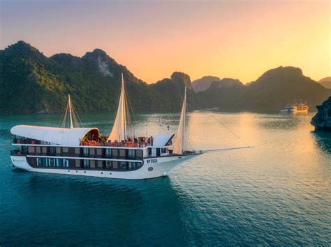 Lan Ha Bay Cruise Tips