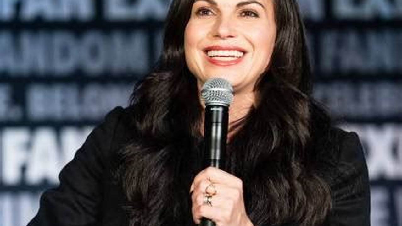 Lana Parrilla Convention 2024