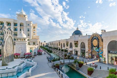 Land of Legends Shopping