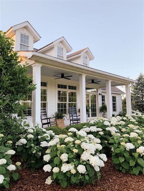 Landscape Design Around Farmhouse Front Porch