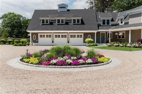 Landscape Design For Circular Driveway