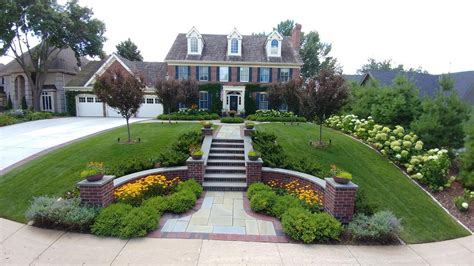 Landscape Designs For Colonial Homes