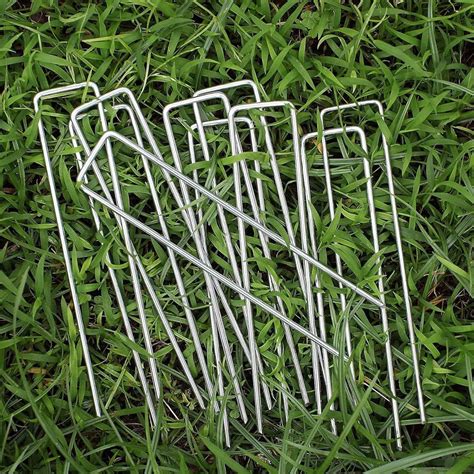 Landscape Staples Bulk