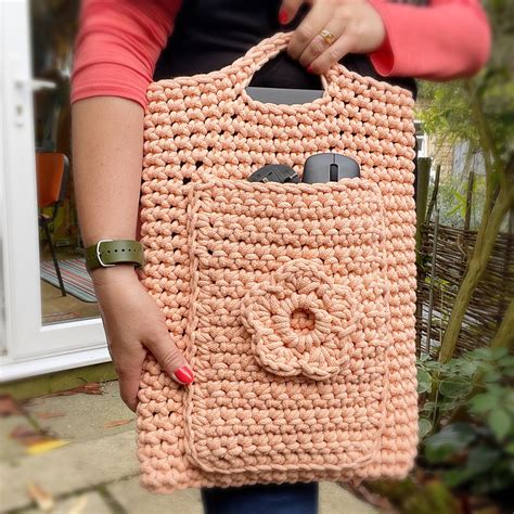 Laptop Bag Crochet