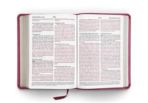 Easy Reading: Large Print ESV Bible for Comfortable Studying