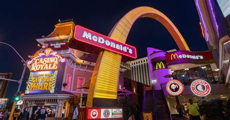 Las Vegas Foodie Walking Tour on the Strip: A Delicious Review