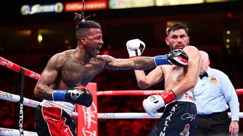 Knockouts and Decisions: Last Night's Boxing Winners Revealed